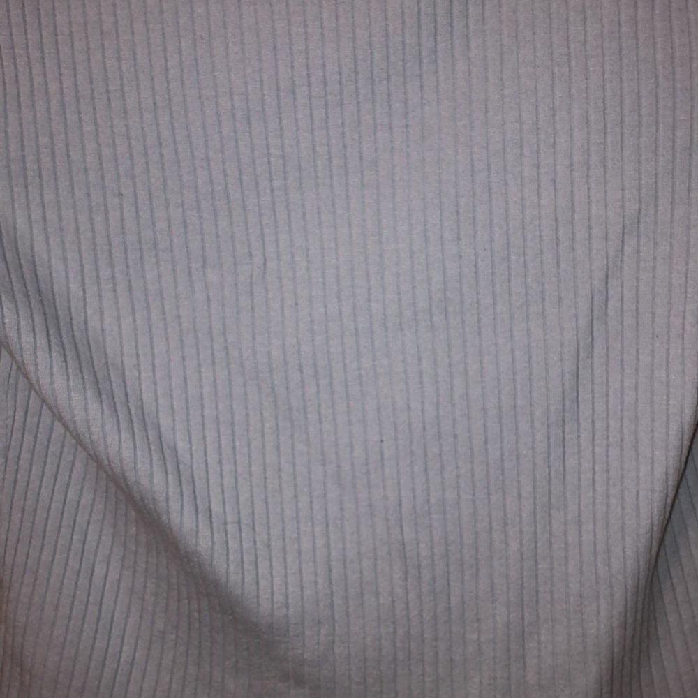 Light blue top - Picture 2 of 3